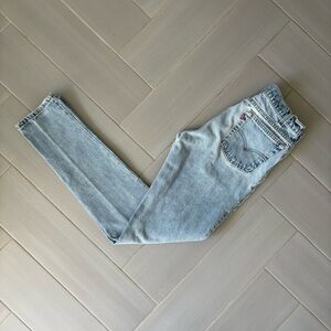 Vintage Levi’s 512 Slim Taper Jeans
Made in 1997 | Size 31x34–see measurements